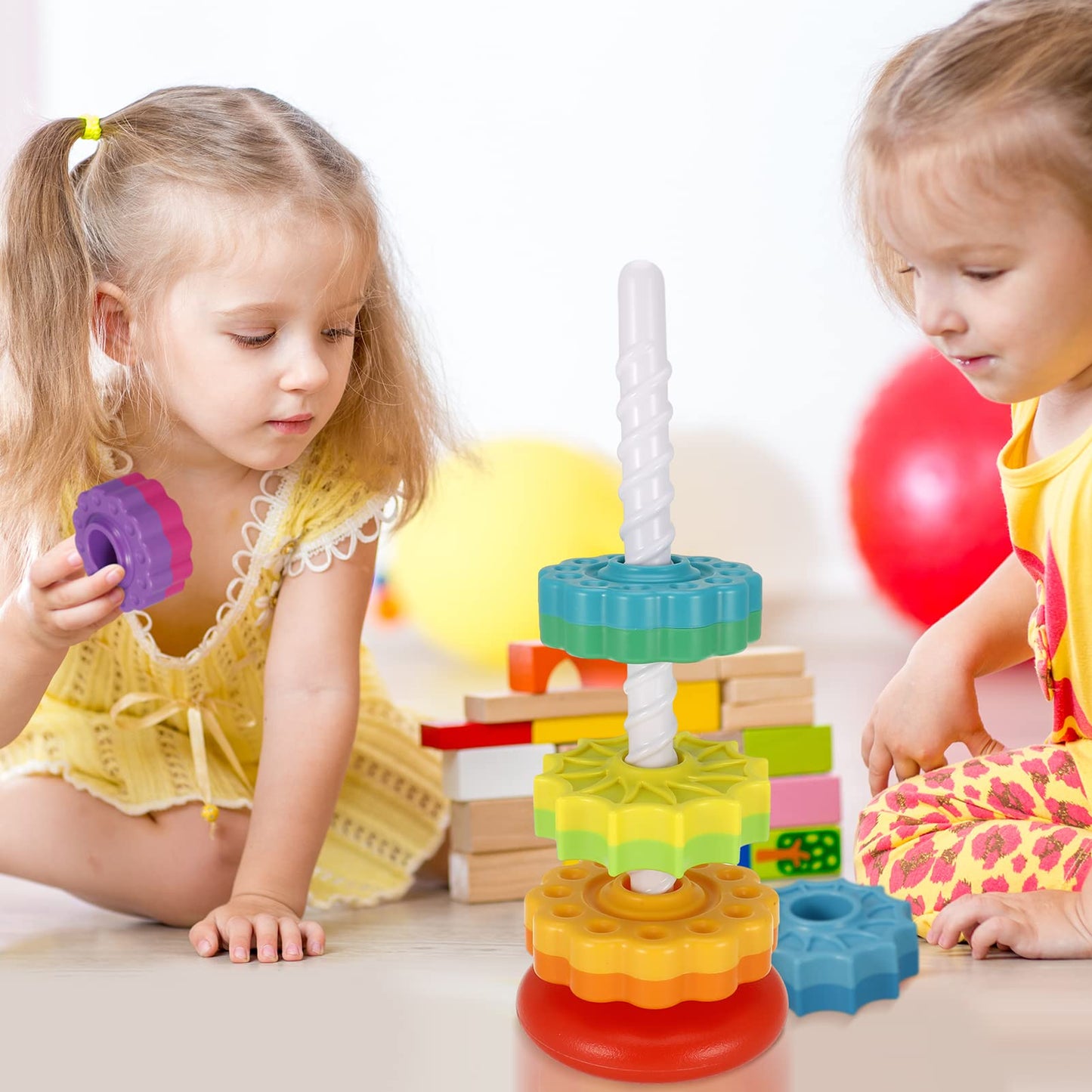 FRIUSATE Spinning Stacking Toys, Baby Sensory Spin Gears Stacking Rings Toy, Rainbow