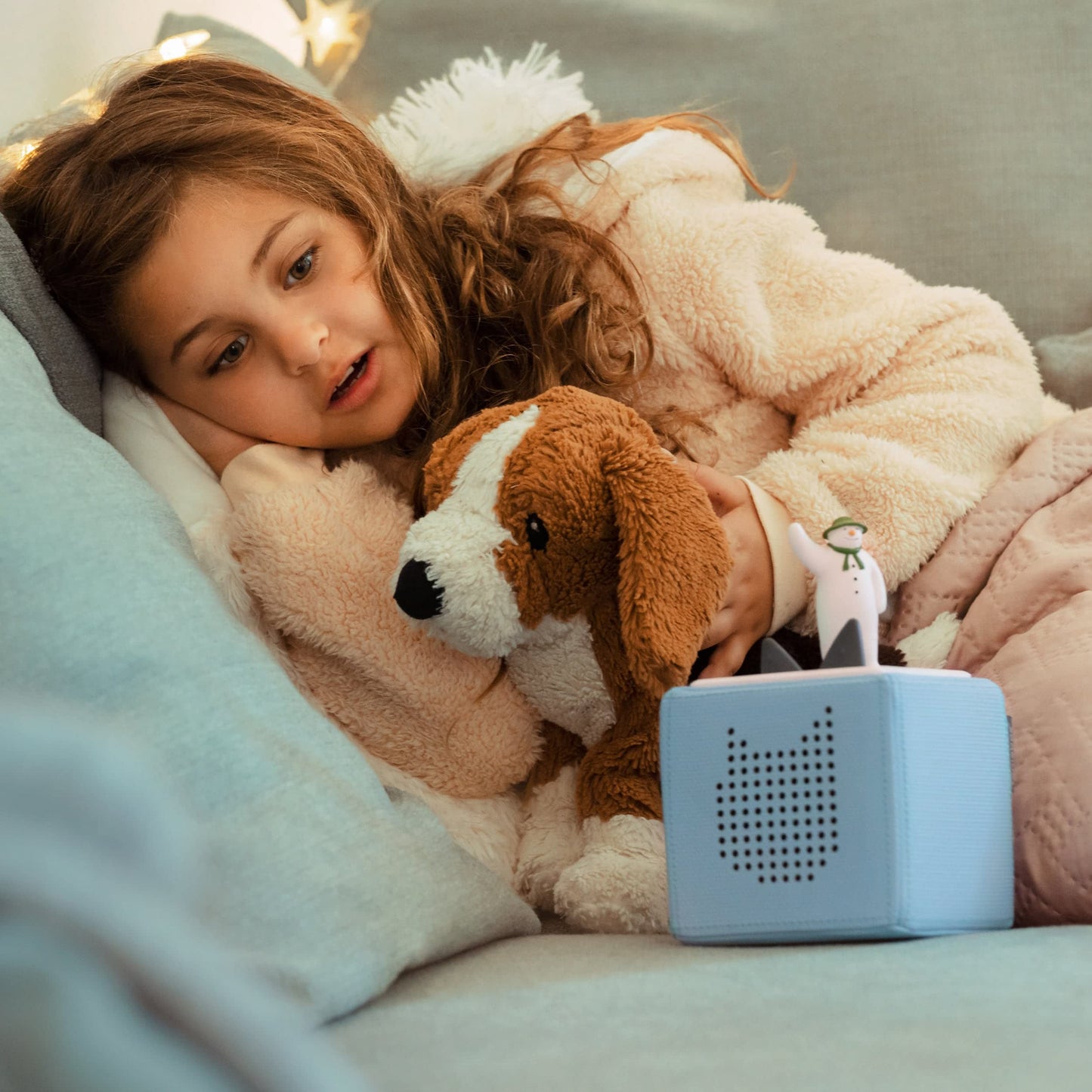 tonies Toniebox Disney Mega Bundle Inc 1 Creative 5 Lion King, Aladdin, Jungle Book, Winnie The Pooh, and Frozen, Kid's Gifts, Screen-Free Music Player for Kids, Learning Toys, Light Blue