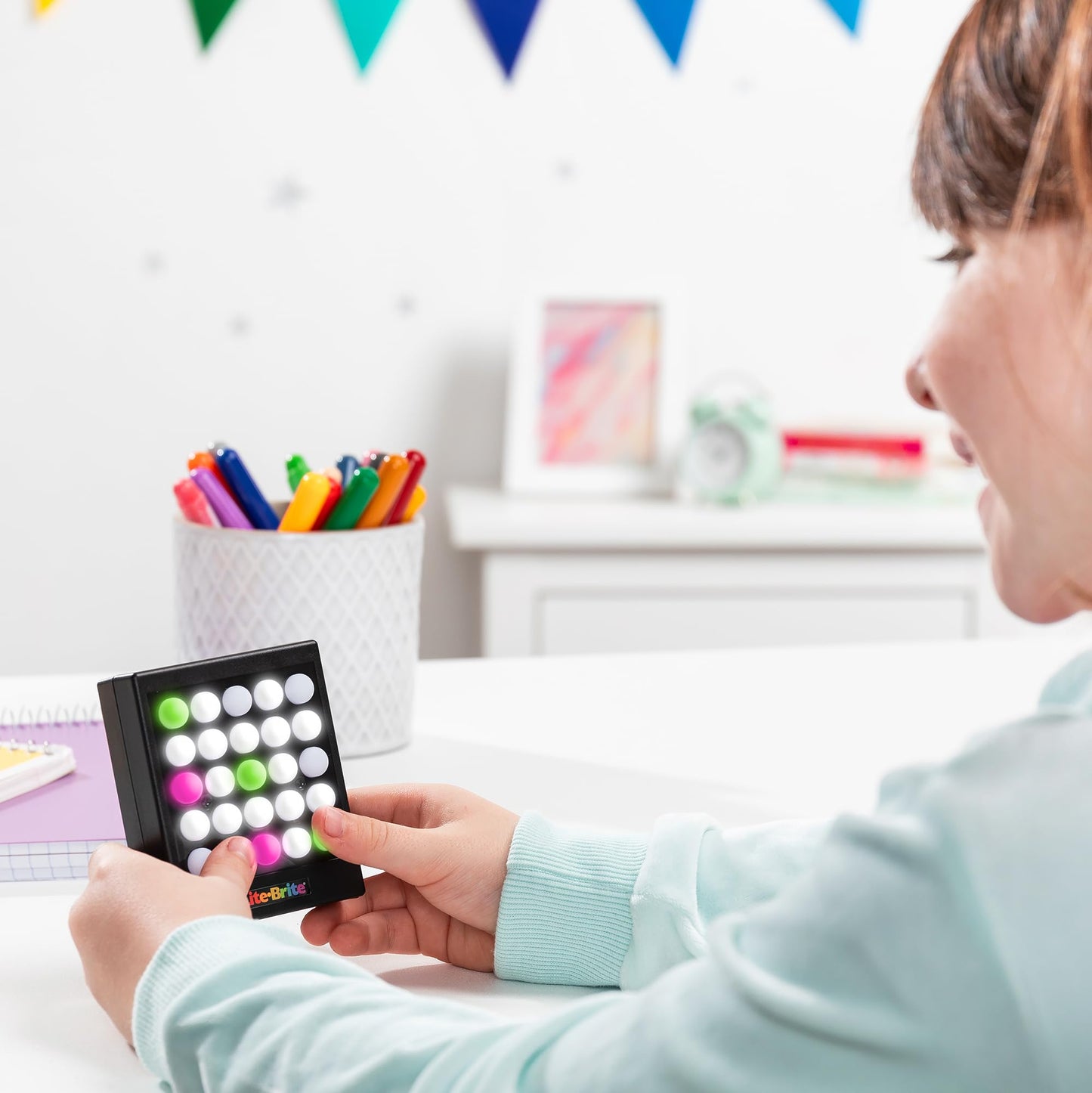 Basic Fun Lite Brite Touch Mini – Portable Light-Up Peg Art Toy for Kids | Creative LED Drawing Board with Templates Suitable for Age 6+