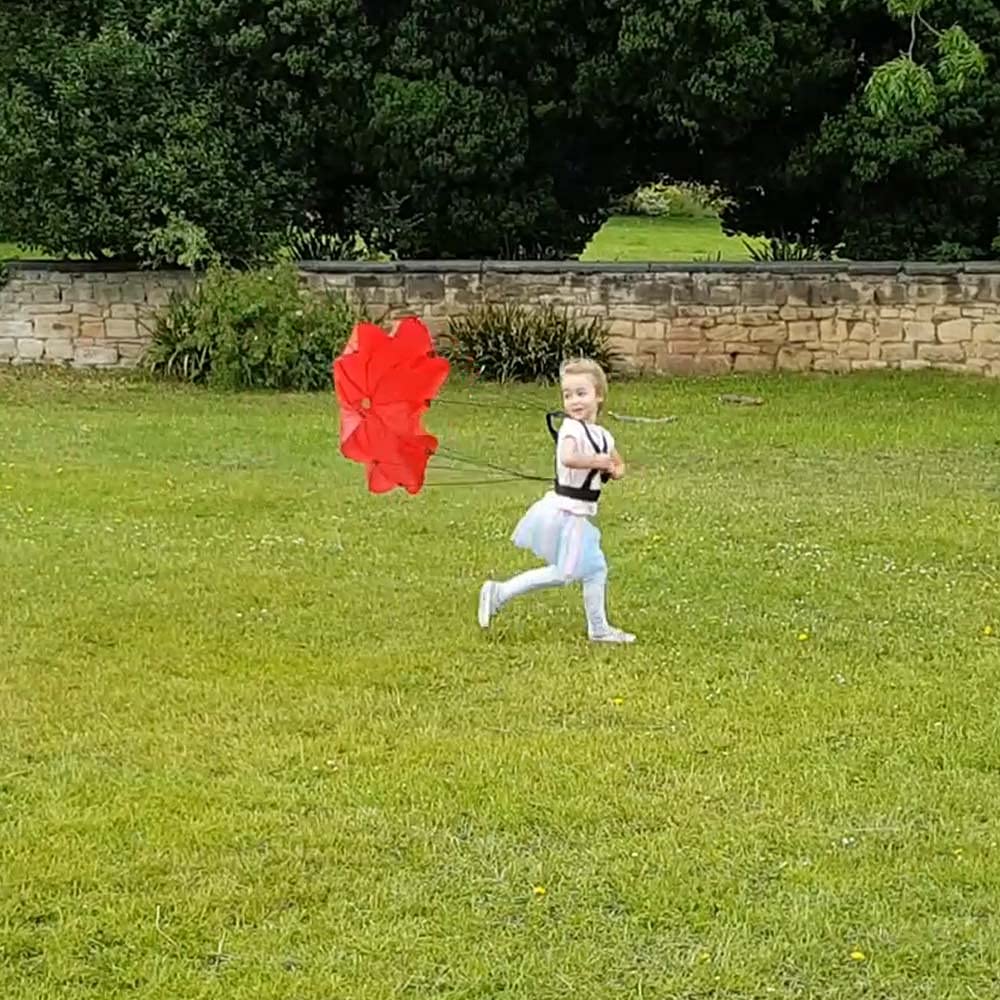 Eduk8 Resistance Speed Running Parachutes PACK OF 6 - Durable plus Lightweight Chute, Great for Training, Playing Games & having Fun Learning (6 Pack)