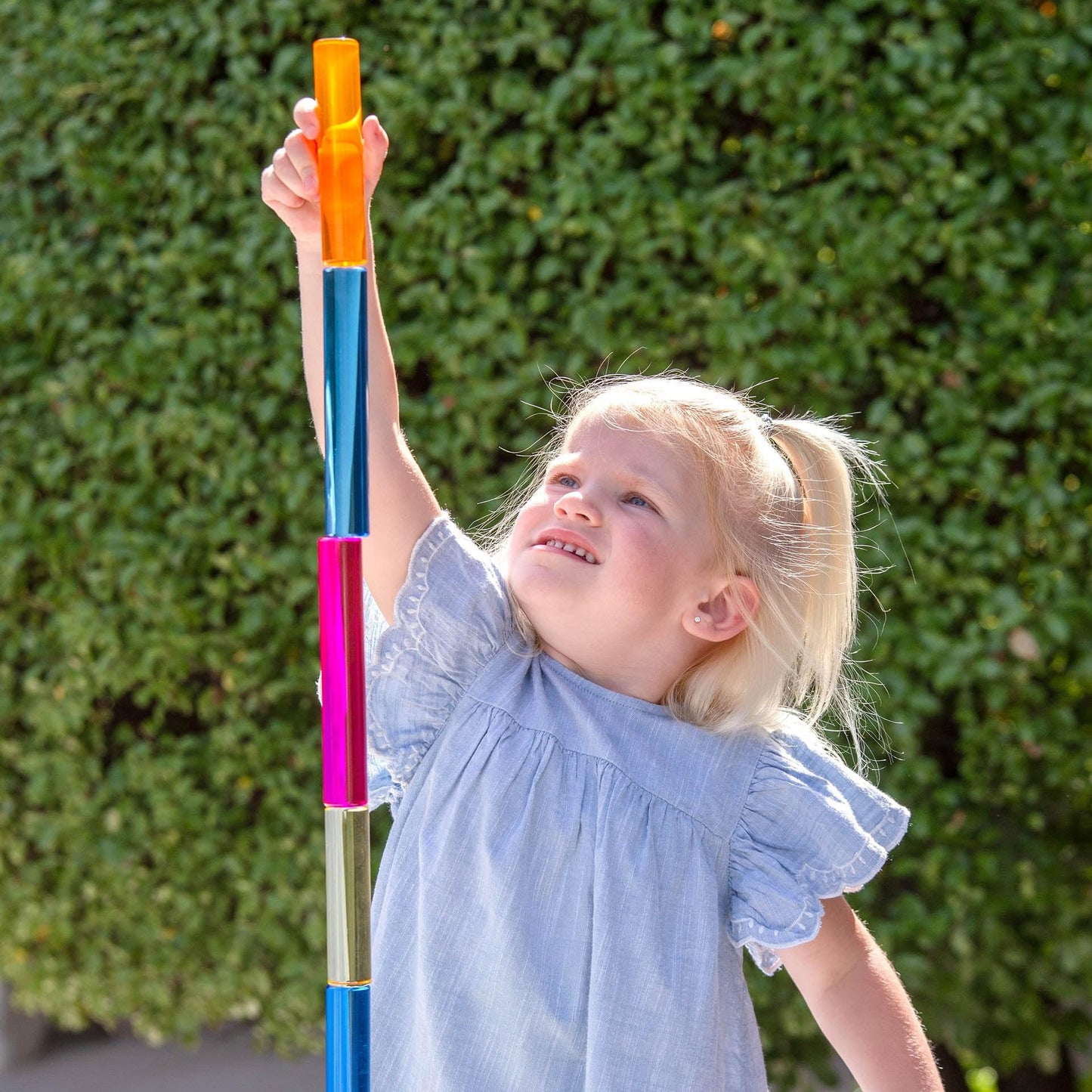 tickit Graduated Gem Columns Play Set with Wooden Storage Tray – 25 Translucent Acrylic Cylinders for Stacking, Colour Mixing, Measurement, Construction & Sensory Learning